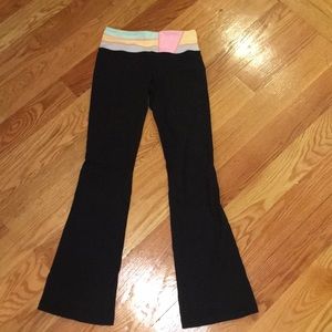Lululemon Wunder Under wise leg yoga pants